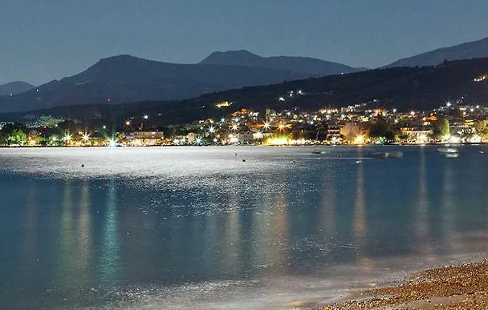 An Edens Garden Near The Sea - Pansion Youli * Selianítika